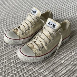 Converse Chuck Taylor All Star Classic - Ivory - Mens 9 / Women 11 - Low Top